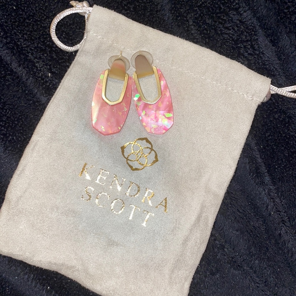 Coral Kendra Scott earrings